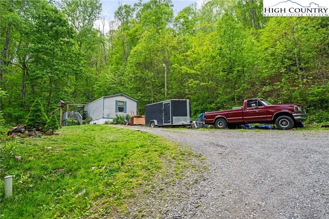 $1,200,000 | 122 Poplar Creek Estates Drive, Todd, NC 28684