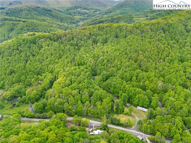 $1,200,000 | 122 Poplar Creek Estates Drive, Todd, NC 28684