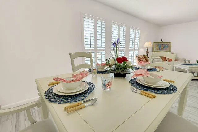 $649,000 | 3824 Southeast Fairway East, Stuart, FL 34997