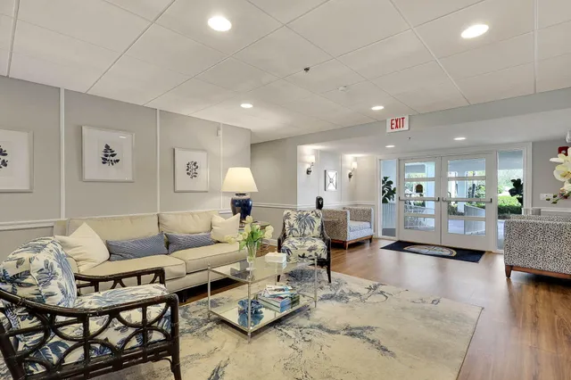 $649,000 | 3824 Southeast Fairway East, Stuart, FL 34997