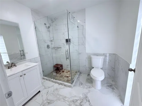 $4,999 | 11020 Southwest 42nd Terrace, Miami, FL 33165