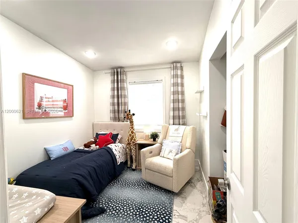 $4,999 | 11020 Southwest 42nd Terrace, Miami, FL 33165