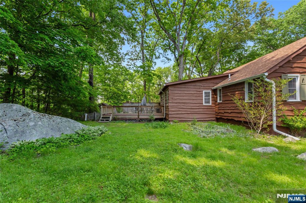 6 Partridge Trail Butler, NJ 07405 - Photo 35 of 36