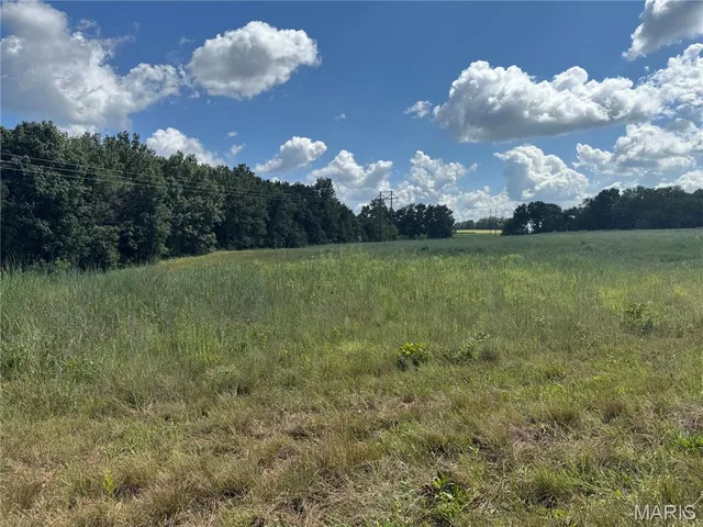 $630,000 | 0 Northeast Ne Corner, Sweet Springs, MO 65351