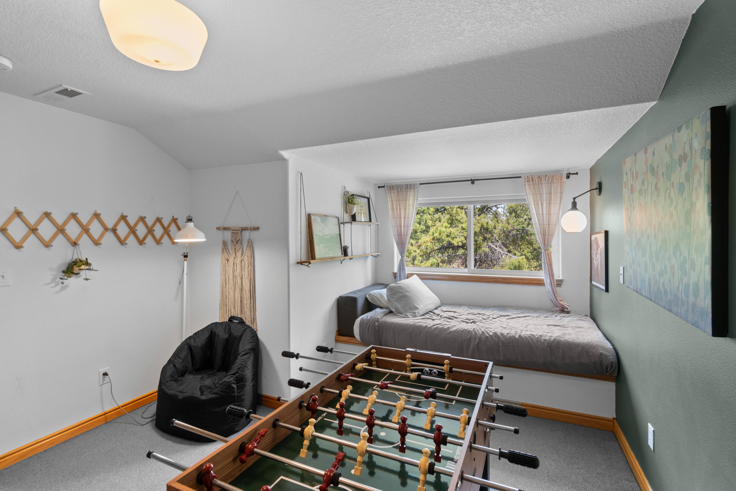 54761 Huntington Road Bend, OR 97707 - Photo 36 of 64 RileyVisualsa-91