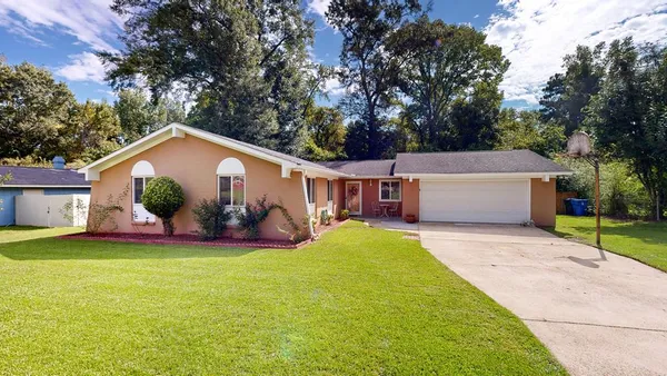 $248,000 | 1102 Northfield Circle, Dothan, AL 36303