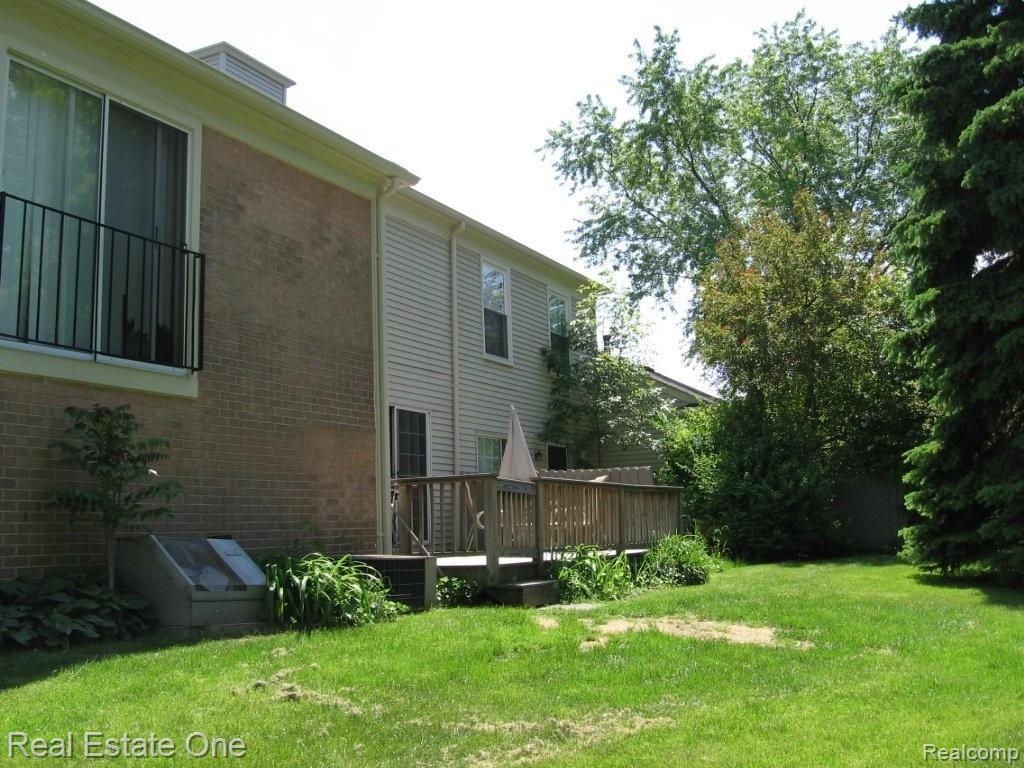 1462 Knights Ridge Court, Unit 158 Rochester, MI 48306 - Photo 2 of 10 Knights Ridge Ct.