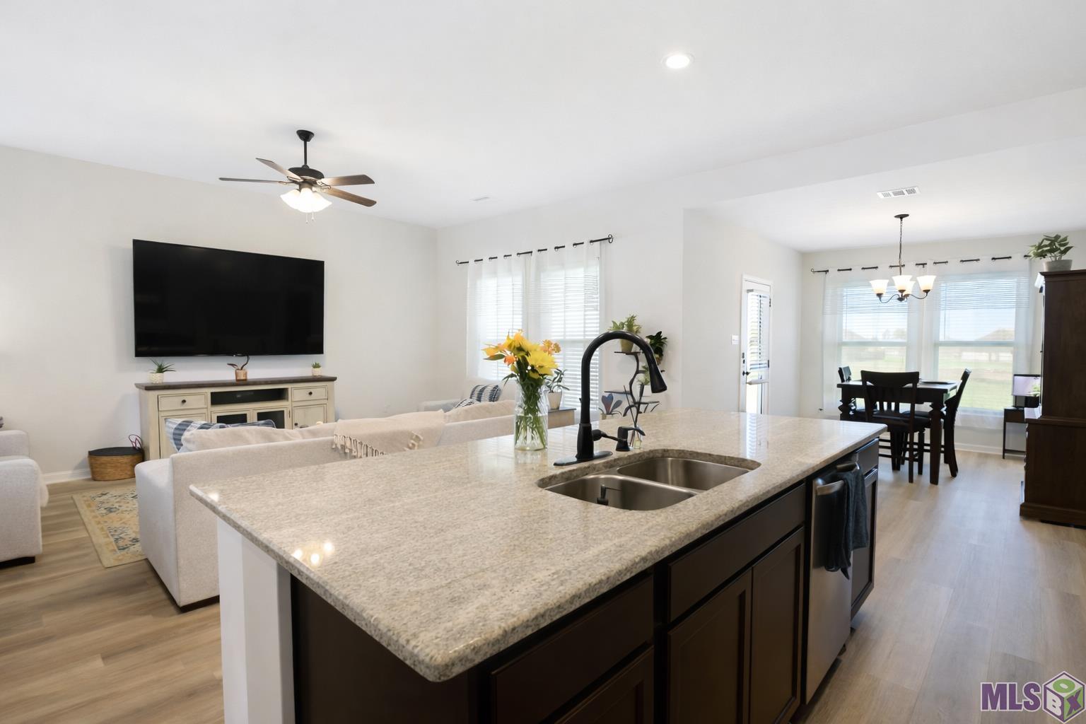 259 Shadow Pointe Road Thibodaux, LA 70301 - Photo 7 of 19