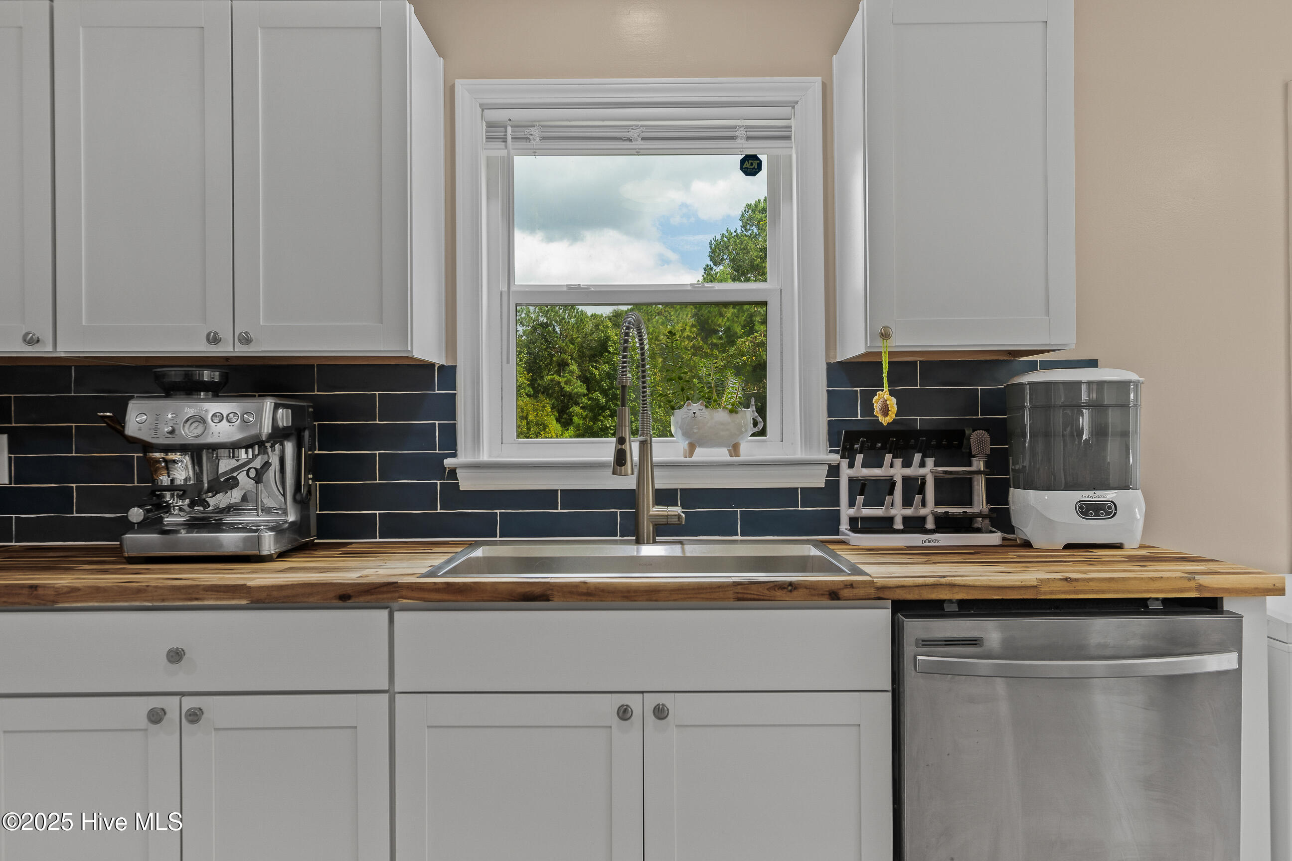 242 Walton Road Midway Park, NC 28544 - Photo 11 of 24 11