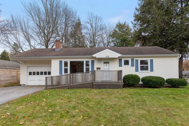 $485,000 | 149 Shore Road, Burlington, VT 05408