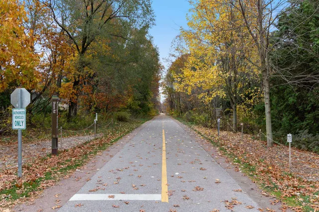 $485,000 | 149 Shore Road, Burlington, VT 05408