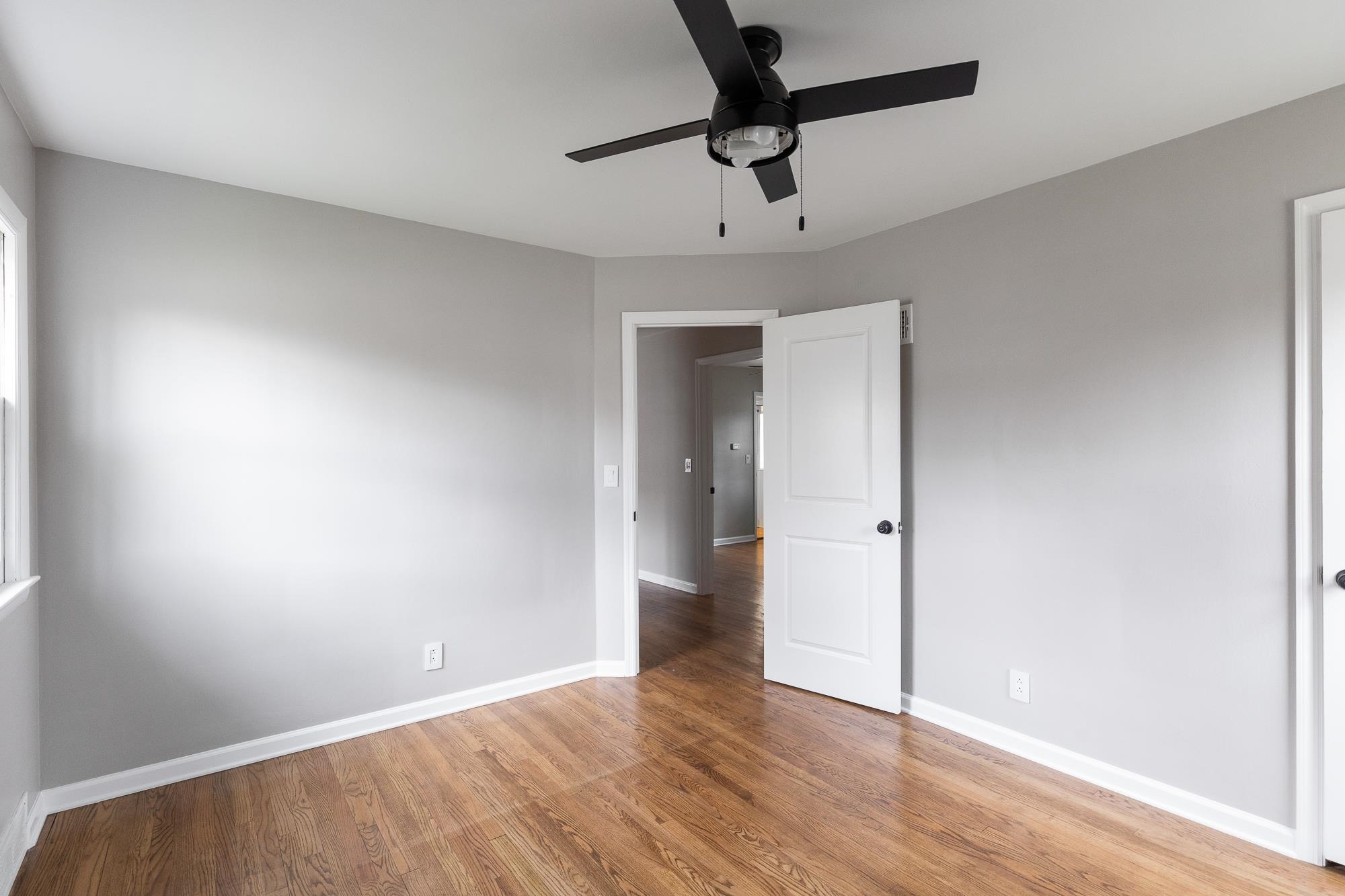 149 Shore Road Burlington, VT 05408 - Photo 9 of 35