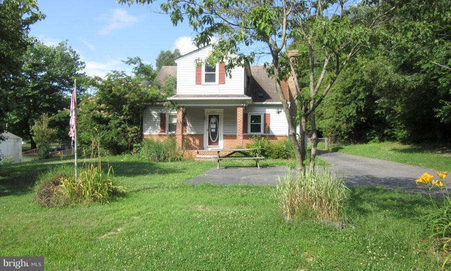 24007 Mervell Dean Road Hollywood, MD 20636 - Photo 2 of 20 Exterior (Front)