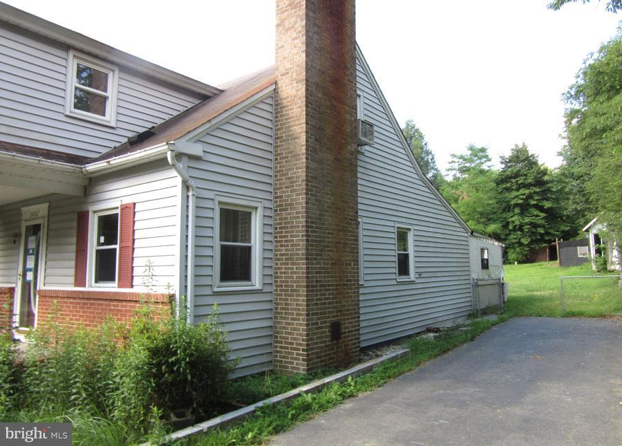 24007 Mervell Dean Road Hollywood, MD 20636 - Photo 4 of 20 Exterior (General)
