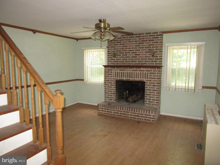 24007 Mervell Dean Road Hollywood, MD 20636 - Photo 6 of 20 Living Room