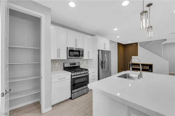 $2,495 | 11665 Redwood Mountain Avenue, Las Vegas, NV 89138