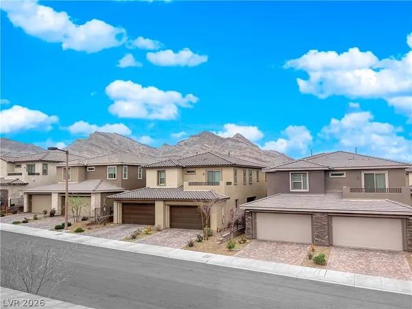 $2,495 | 11665 Redwood Mountain Avenue, Las Vegas, NV 89138