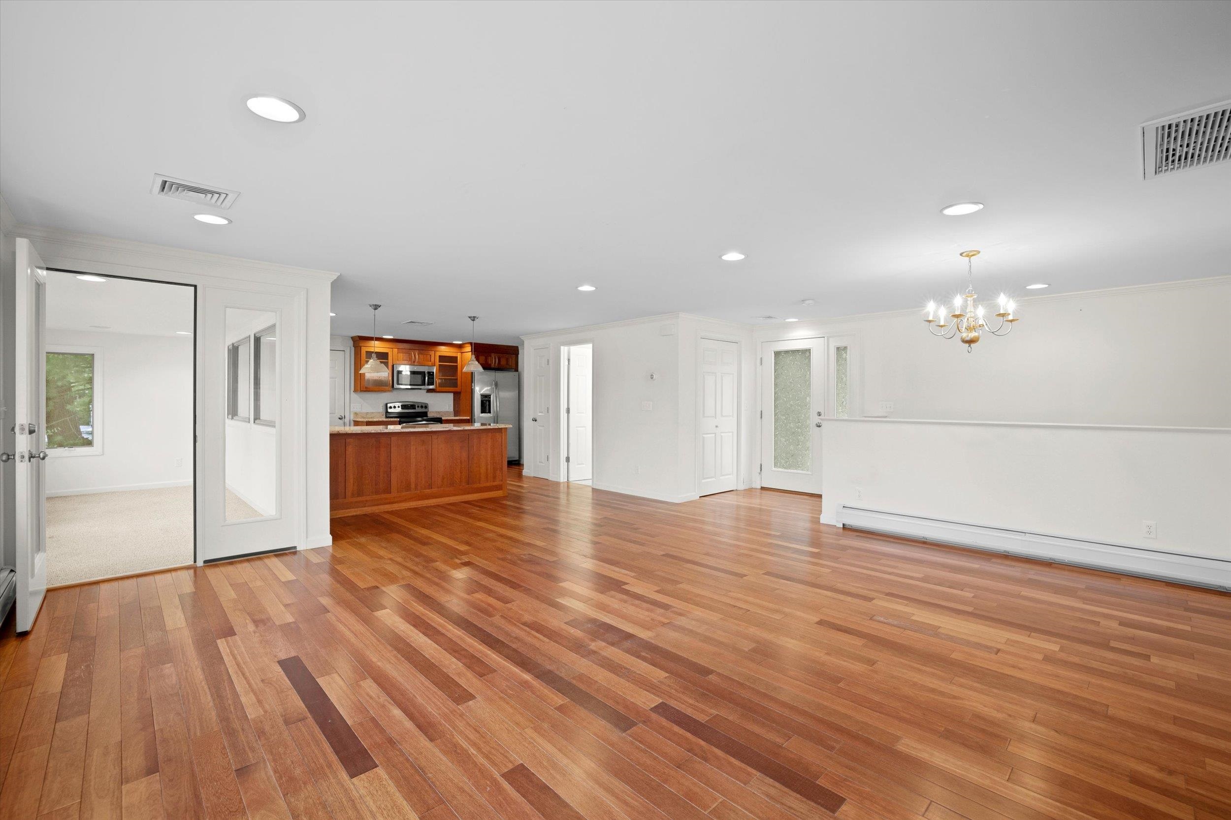 165 Spur Road Dover, NH 03820 - Photo 11 of 40