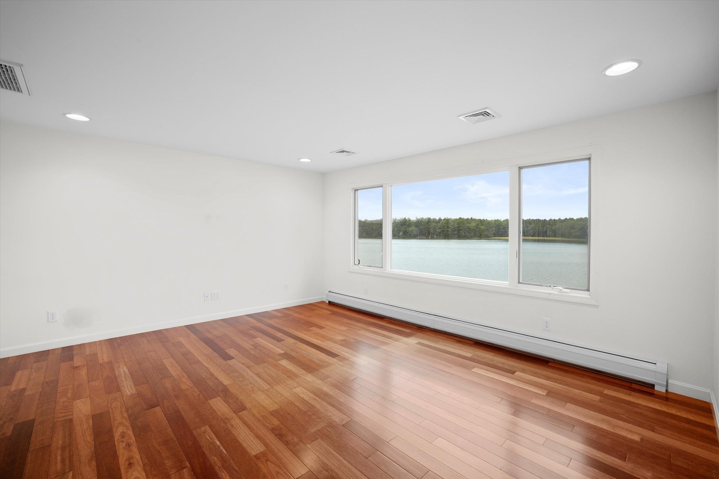 165 Spur Road Dover, NH 03820 - Photo 17 of 40