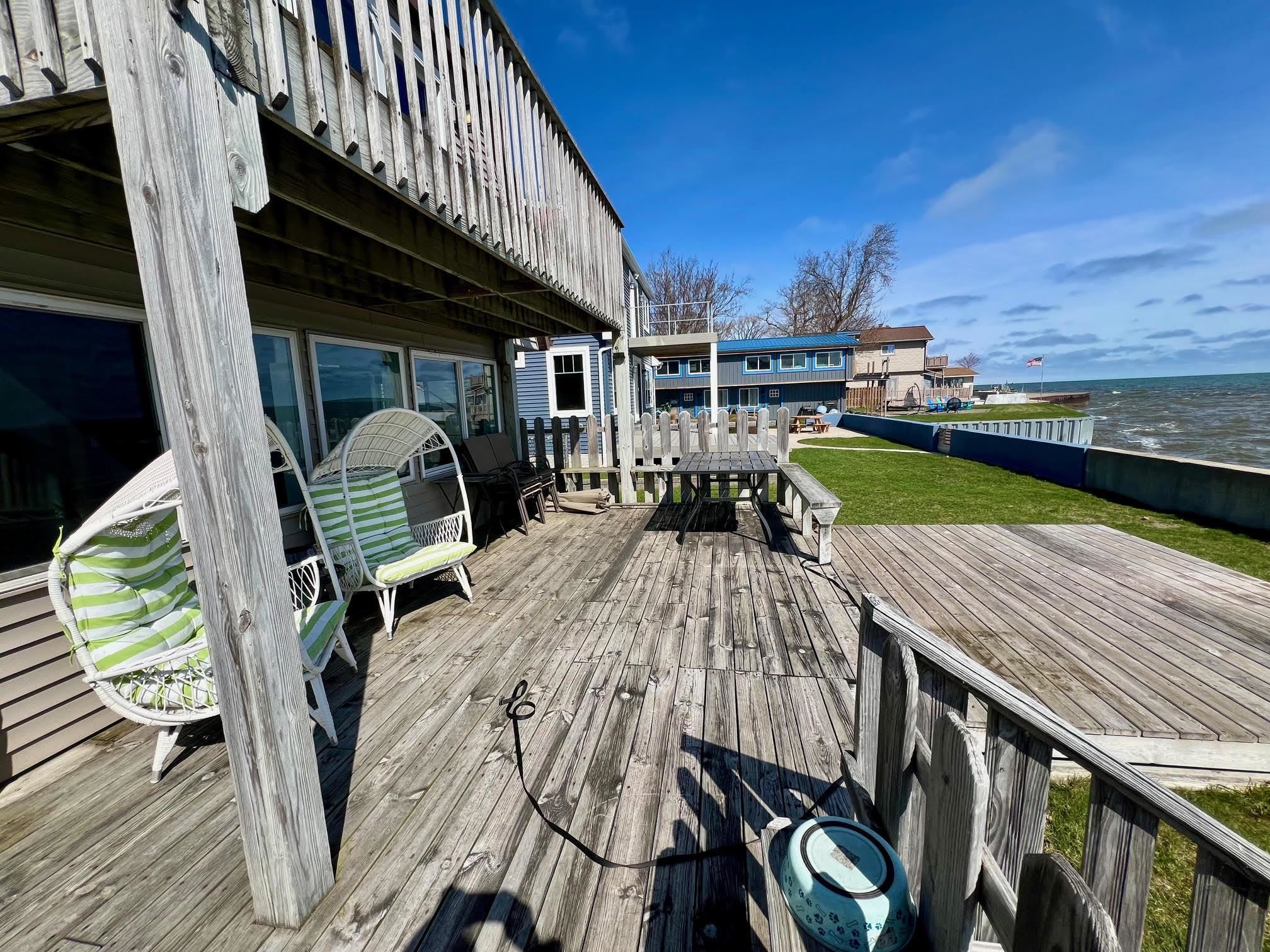 356 Killarney Beach Road Bay City, MI 48706 - Photo 8 of 47