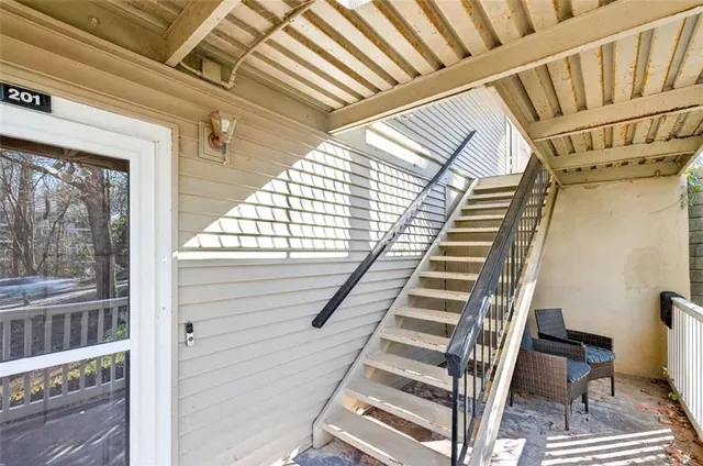 $249,000 | 201 Barrington Hills Drive, Atlanta, GA 30350