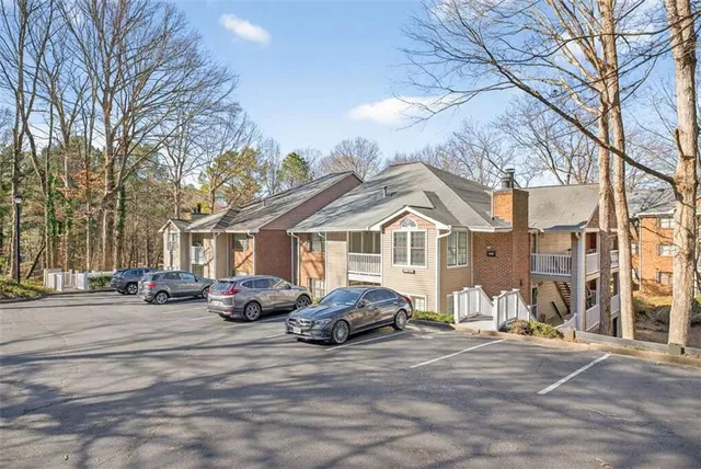 $249,000 | 201 Barrington Hills Drive, Atlanta, GA 30350