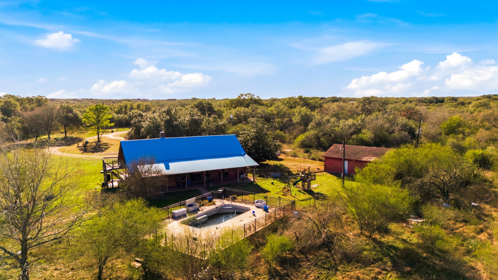 6347 Old Goliad Road Goliad, TX 77963 - Photo 34 of 42 a view of a city with ocean
