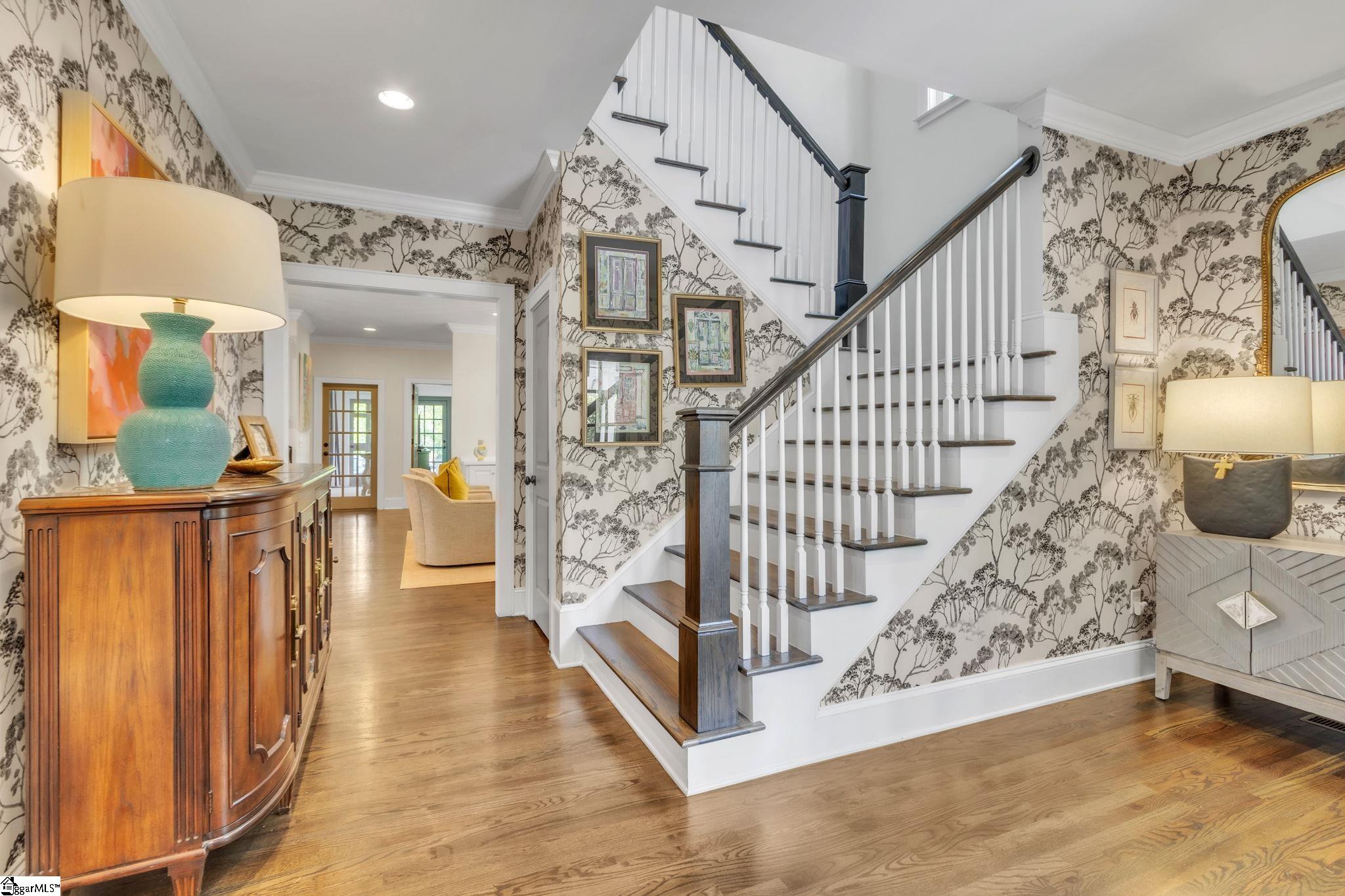 8 Frontus Street Greenville, SC 29605 - Photo 4 of 28