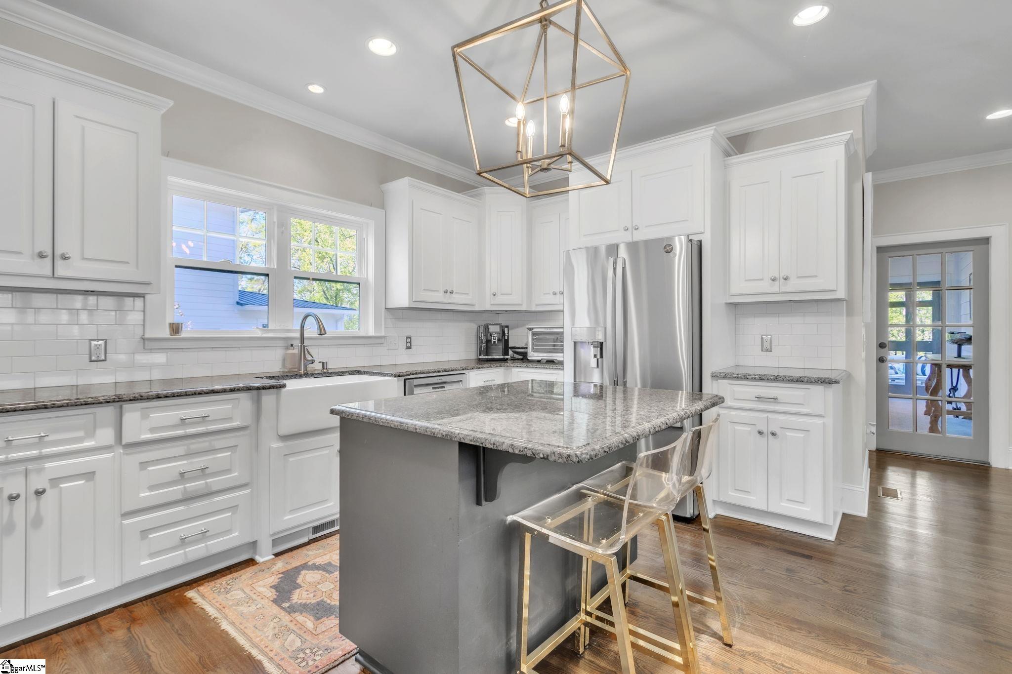 8 Frontus Street Greenville, SC 29605 - Photo 8 of 28