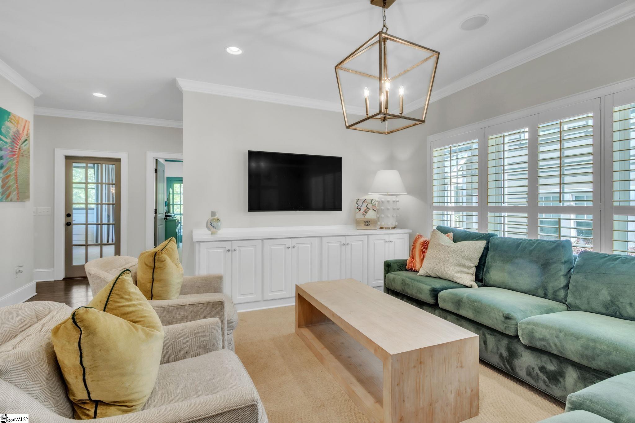 8 Frontus Street Greenville, SC 29605 - Photo 10 of 28