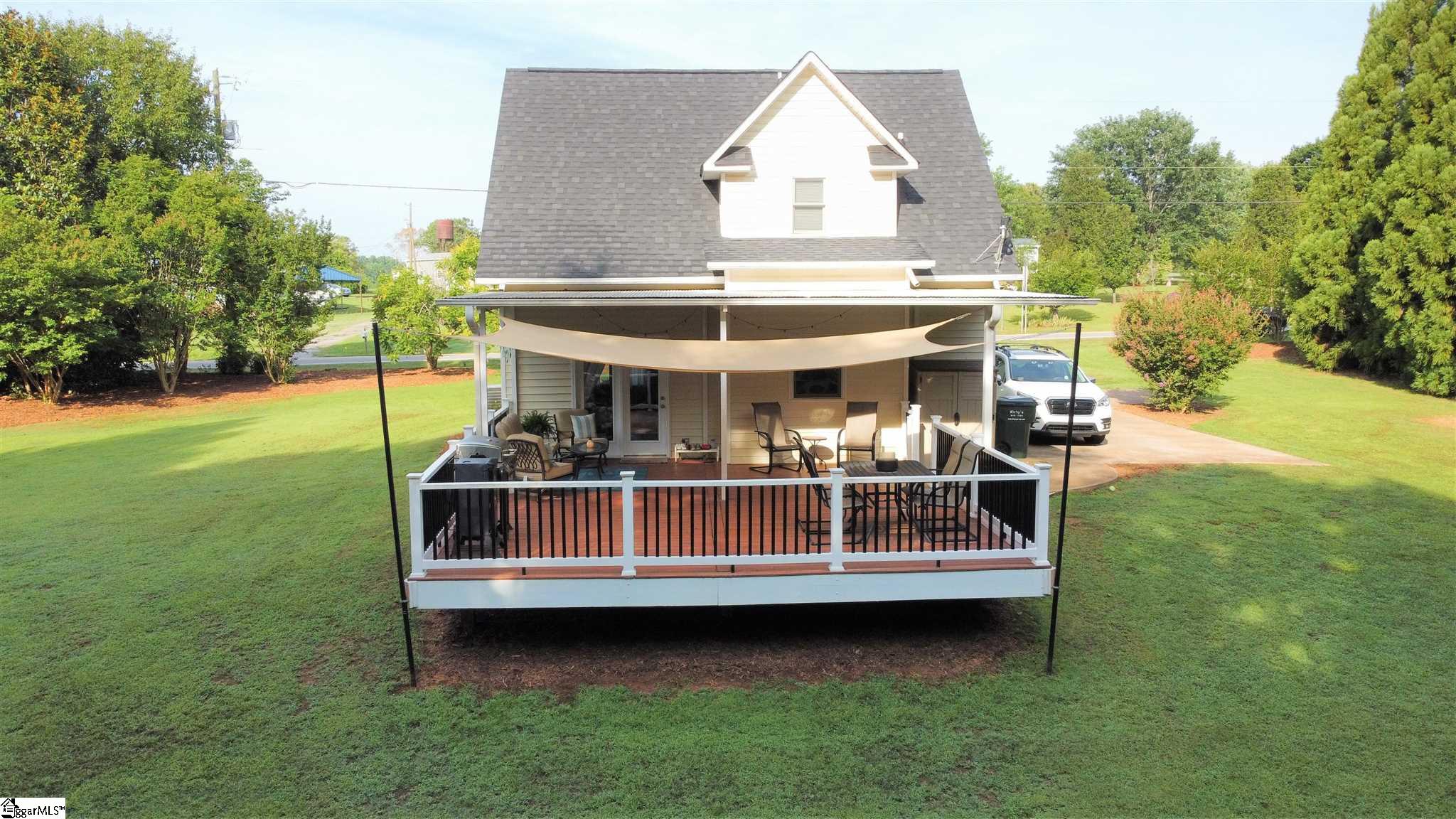 745 East Victor Hill Road Duncan, SC 29334 - Photo 2 of 20