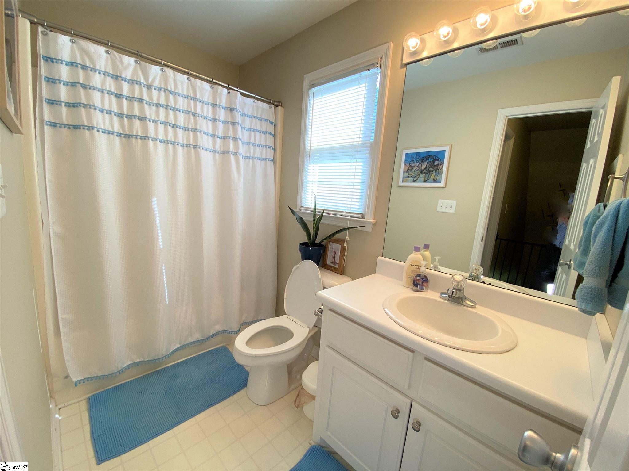 745 East Victor Hill Road Duncan, SC 29334 - Photo 17 of 20