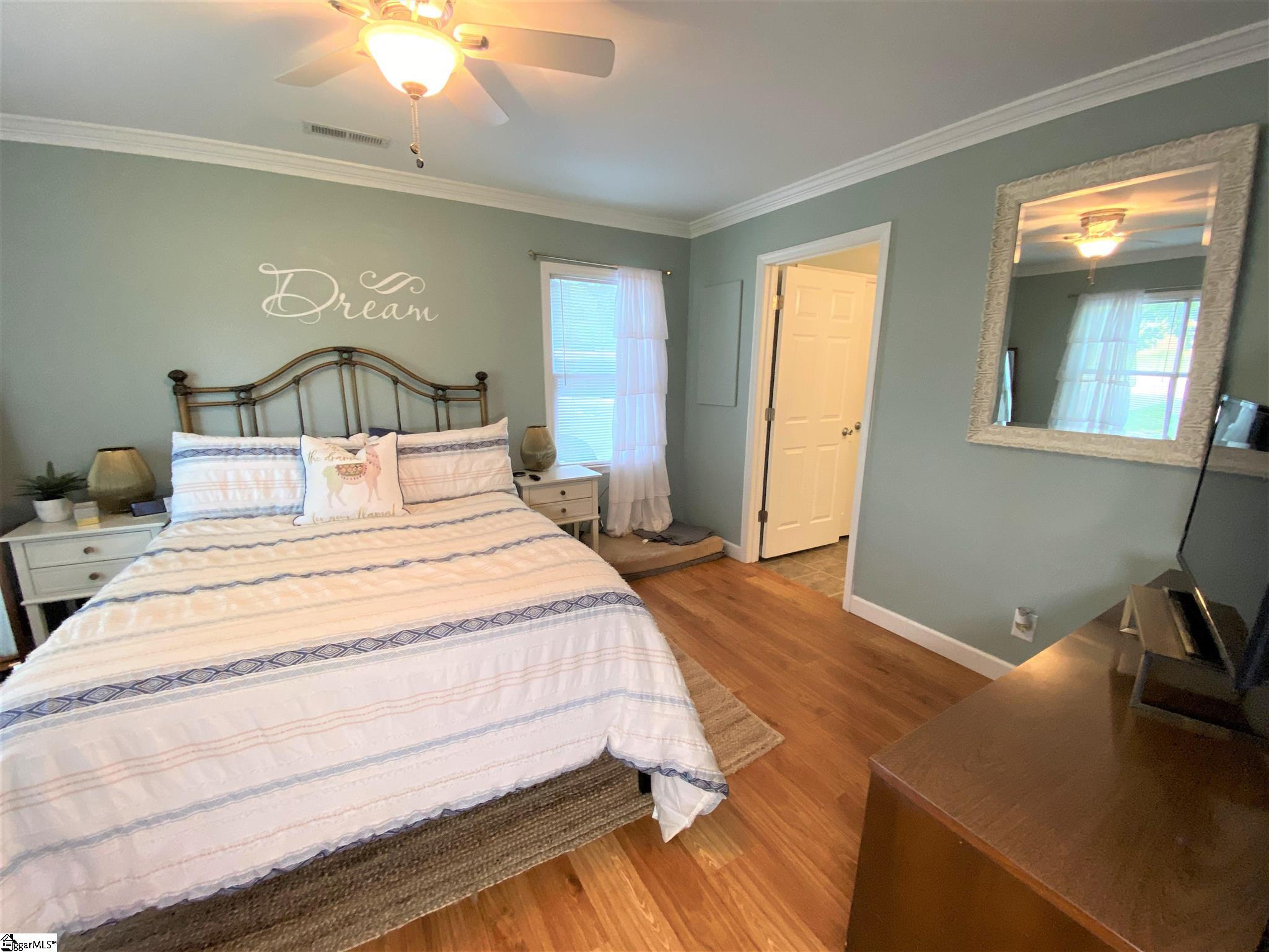 745 East Victor Hill Road Duncan, SC 29334 - Photo 8 of 20