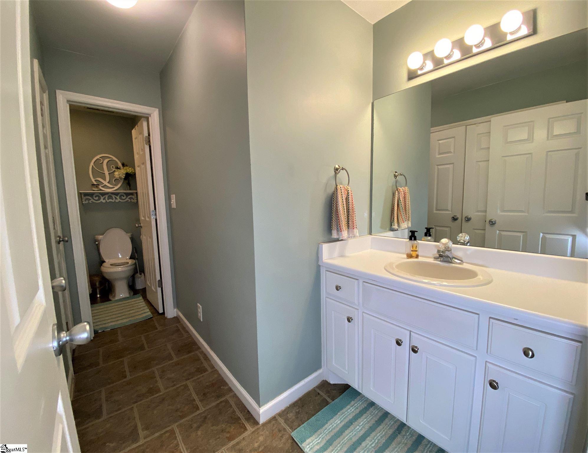 745 East Victor Hill Road Duncan, SC 29334 - Photo 10 of 20