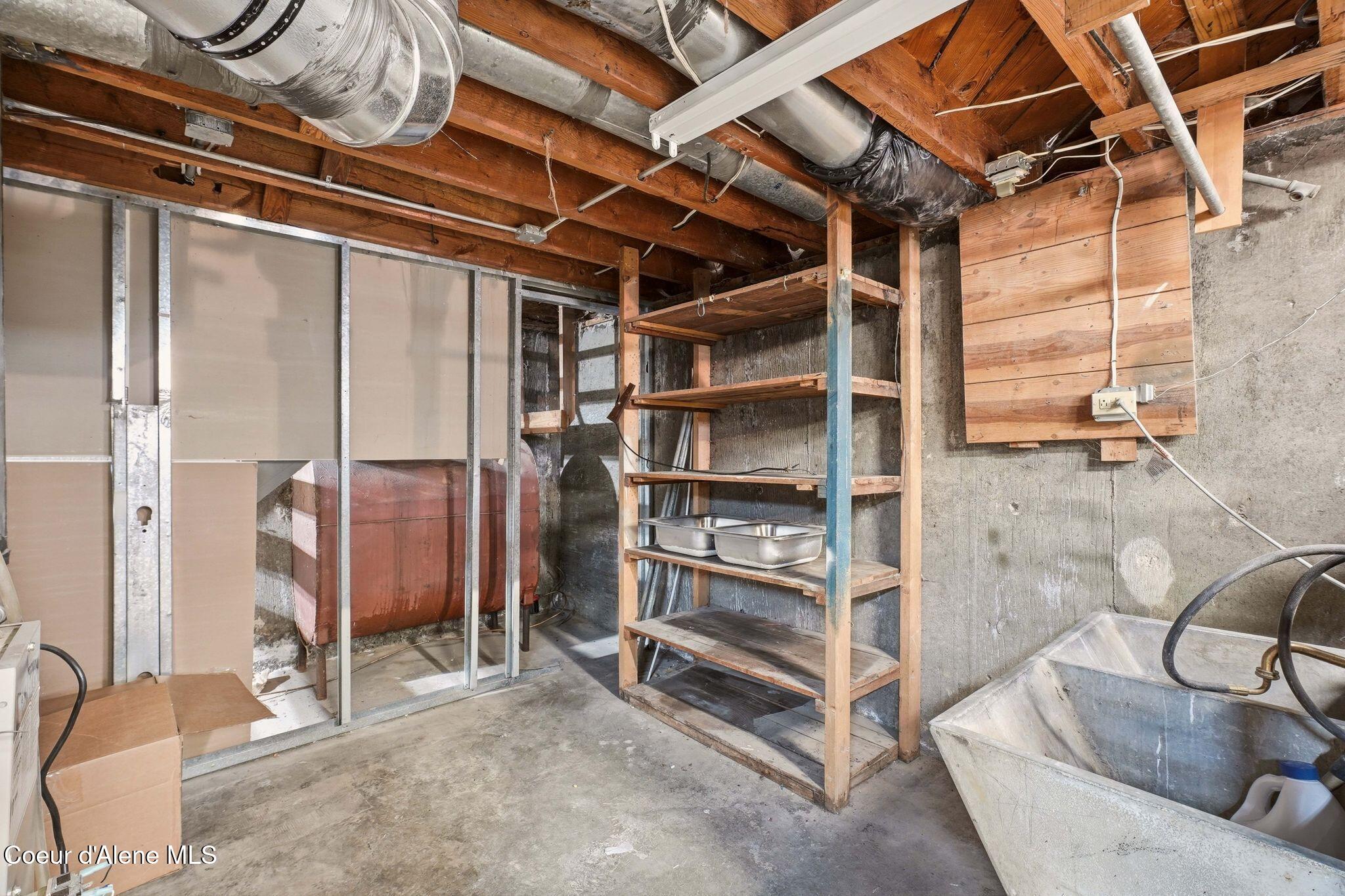 2410 West Decatur Avenue Spokane, WA 99205 - Photo 25 of 40 Inside-Media-Decatur-25