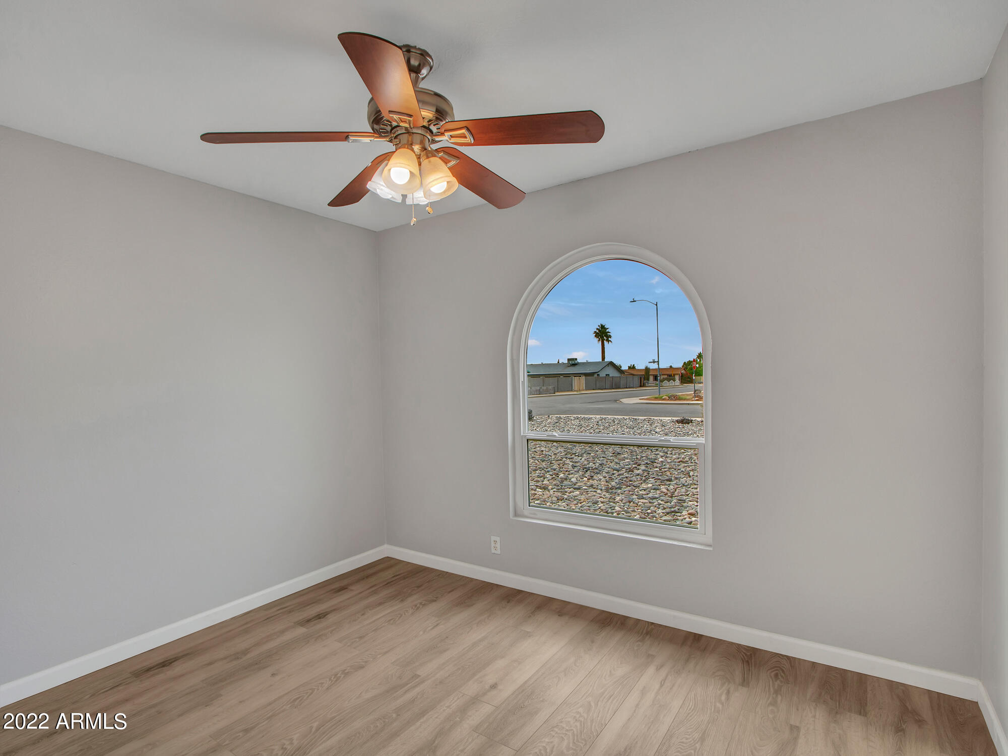 7300 West Hatcher Road Peoria, AZ 85345 - Photo 25 of 36 Bedroom 3