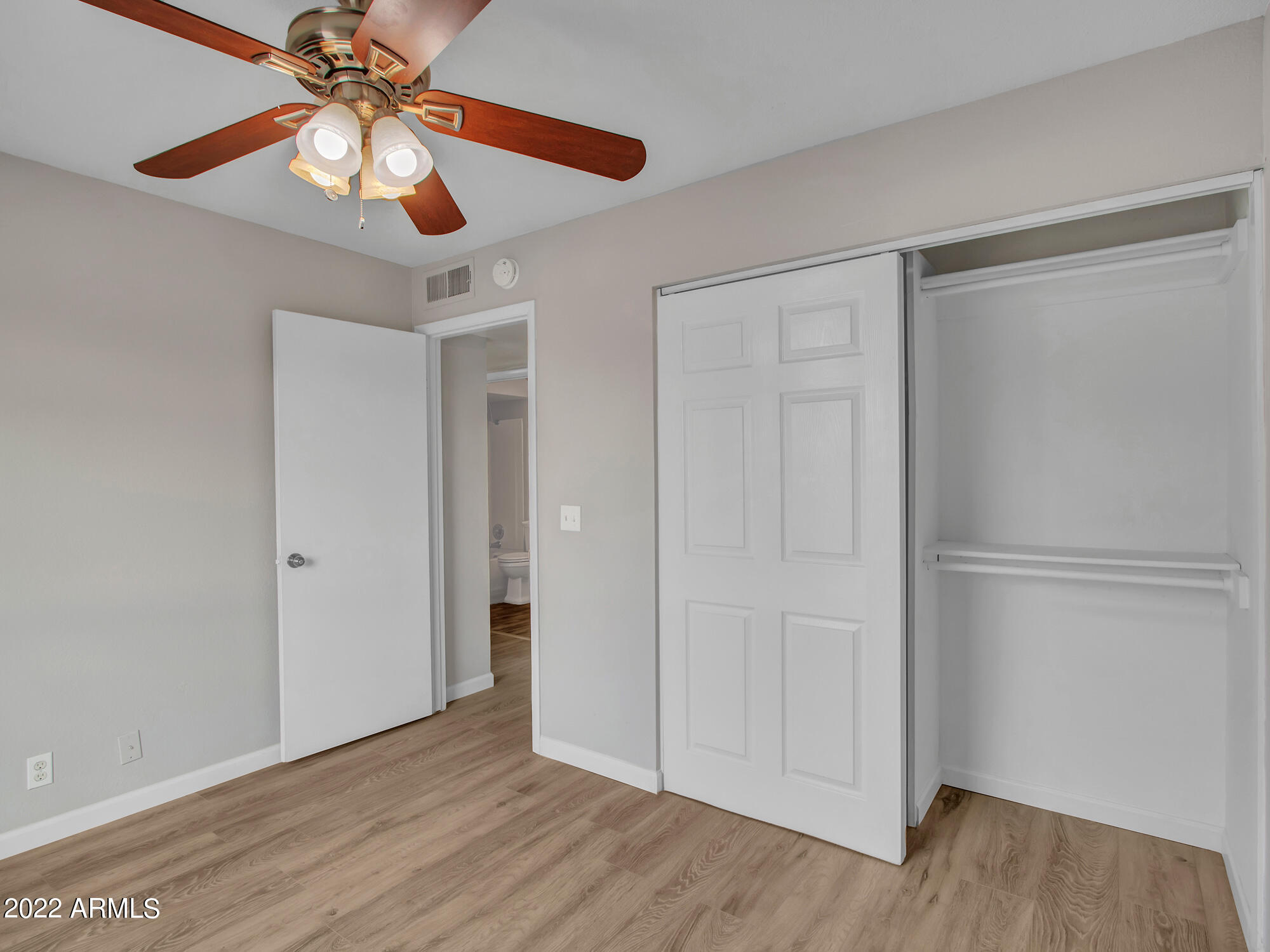 7300 West Hatcher Road Peoria, AZ 85345 - Photo 26 of 36 Bedroom 3