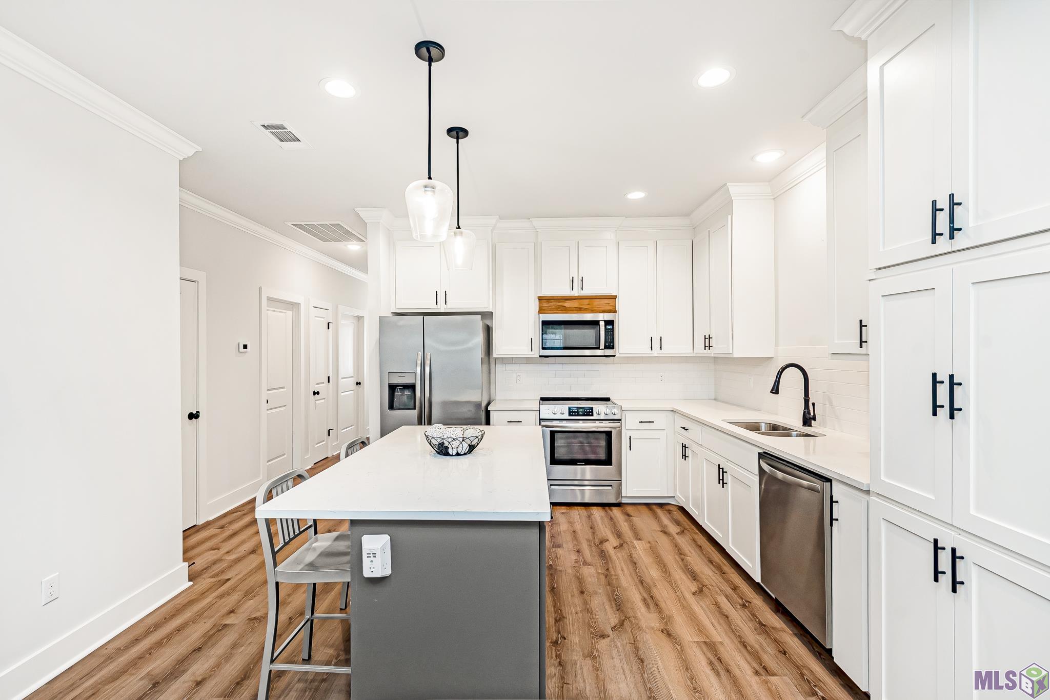 8065 Lockhart Road, Unit 6B Denham Springs, LA 70726 - Photo 6 of 16 Gallery Image 6