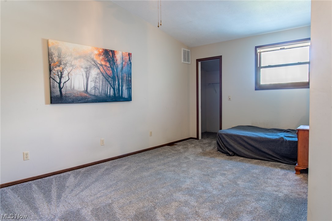 13858 Radcliffe Road Chardon, OH 44024 - Photo 14 of 35