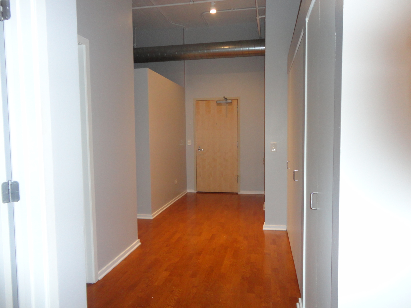 2323 West Pershing Road, Unit 136 Chicago, IL 60609 - Photo 6 of 20 a view of an empty room