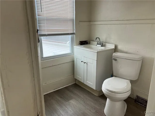 $115,000 | 809 Jefferson Avenue, Utica, NY 13501