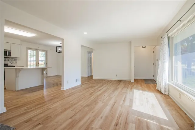 $339,900 | 1621 Mayfield Avenue, Joliet, IL 60435