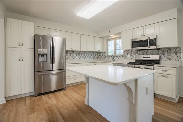 $339,900 | 1621 Mayfield Avenue, Joliet, IL 60435