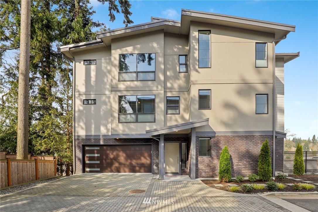 12105 Northeast 109th Way, Kirkland, WA 98033 Compass