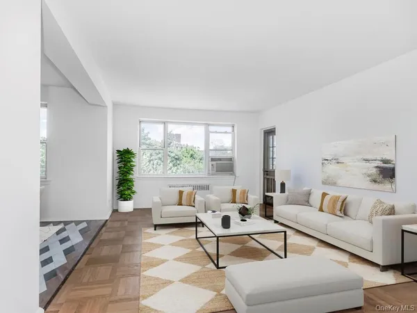 $375,000 | 2711 Henry Hudson Parkway West, Unit 6D | Spuyten Duyvil