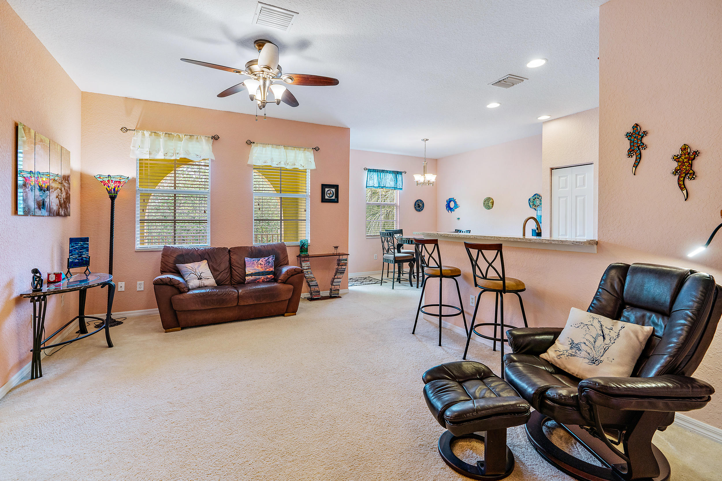 127 Seagrape Drive, Unit 203 Jupiter, FL 33458 - Photo 4 of 19 Living Area