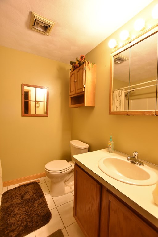 3 Arrowwood Road Coventry, RI 02816 - Photo 13 of 18