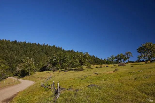 $1,299,000 | 18574 Tomki Road, Willits, CA 95490