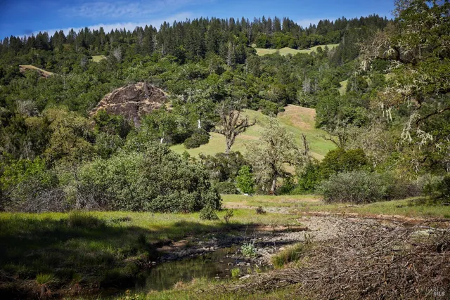$1,299,000 | 18574 Tomki Road, Willits, CA 95490