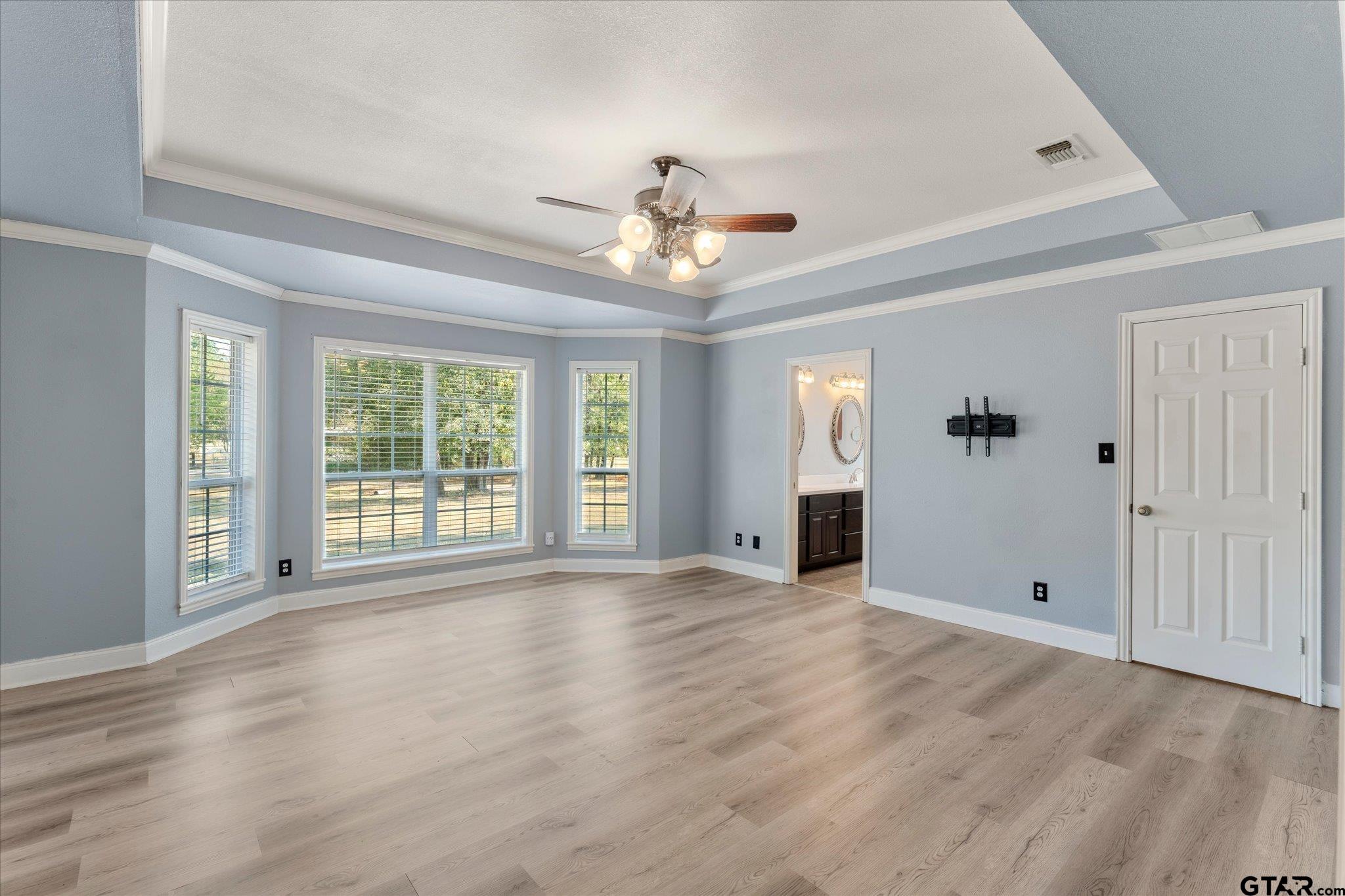 150 County Rd NE 2045 Mount Vernon, TX 75457 - Photo 25 of 41 Primary Bedroom